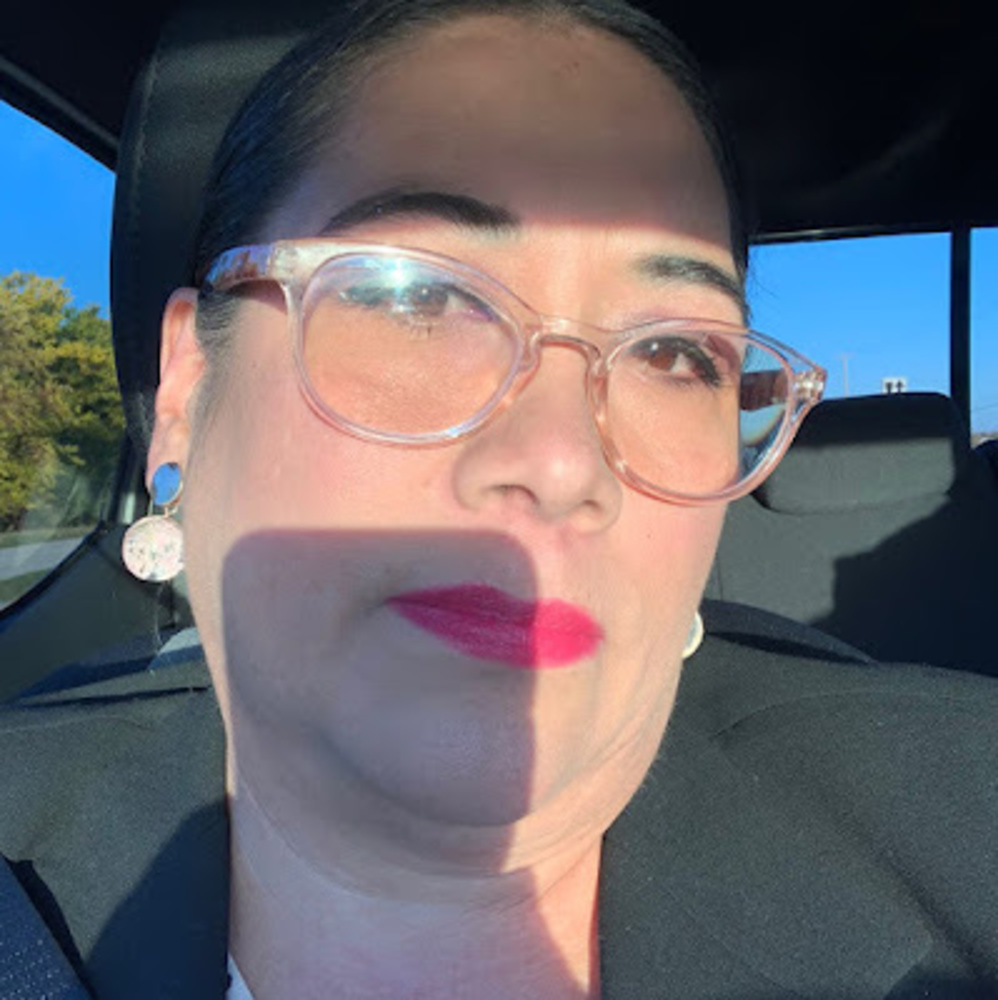 Meet your Posher, Maria